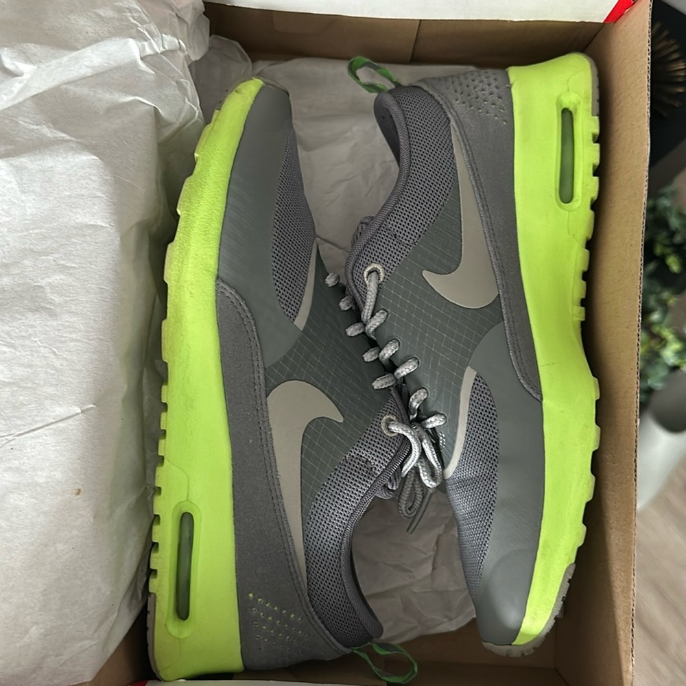 NIKE AIRMAX THEA
